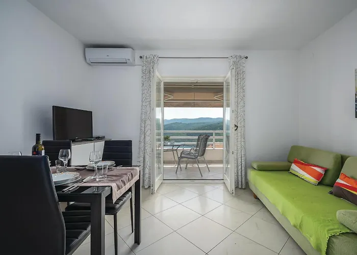 In With Kitchen 아파트