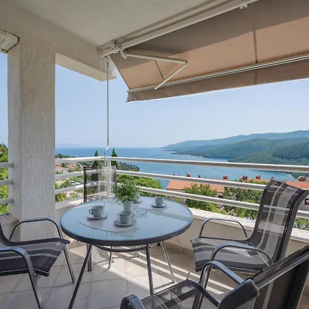 Lovely In With House Sea View Apartment *