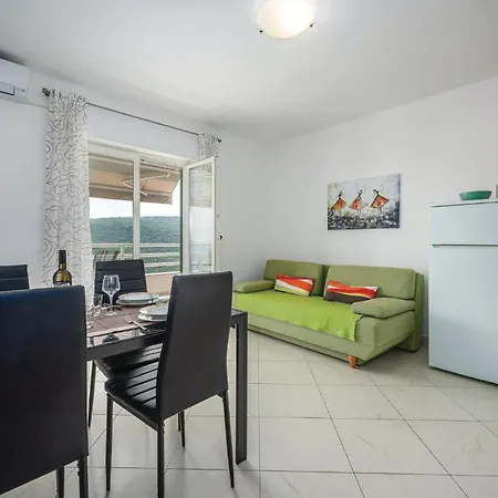 Lovely In With House Sea View Apartment Rabac